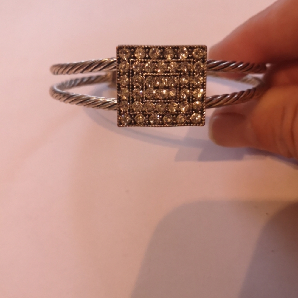 Bracelet - Picture 2 of 2